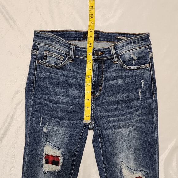 Judy Blue Distressed Buffalo Plaid Peek-A-Boo Roll Up Hem Torn Skinny Jeans 7/28 - Picture 5 of 7